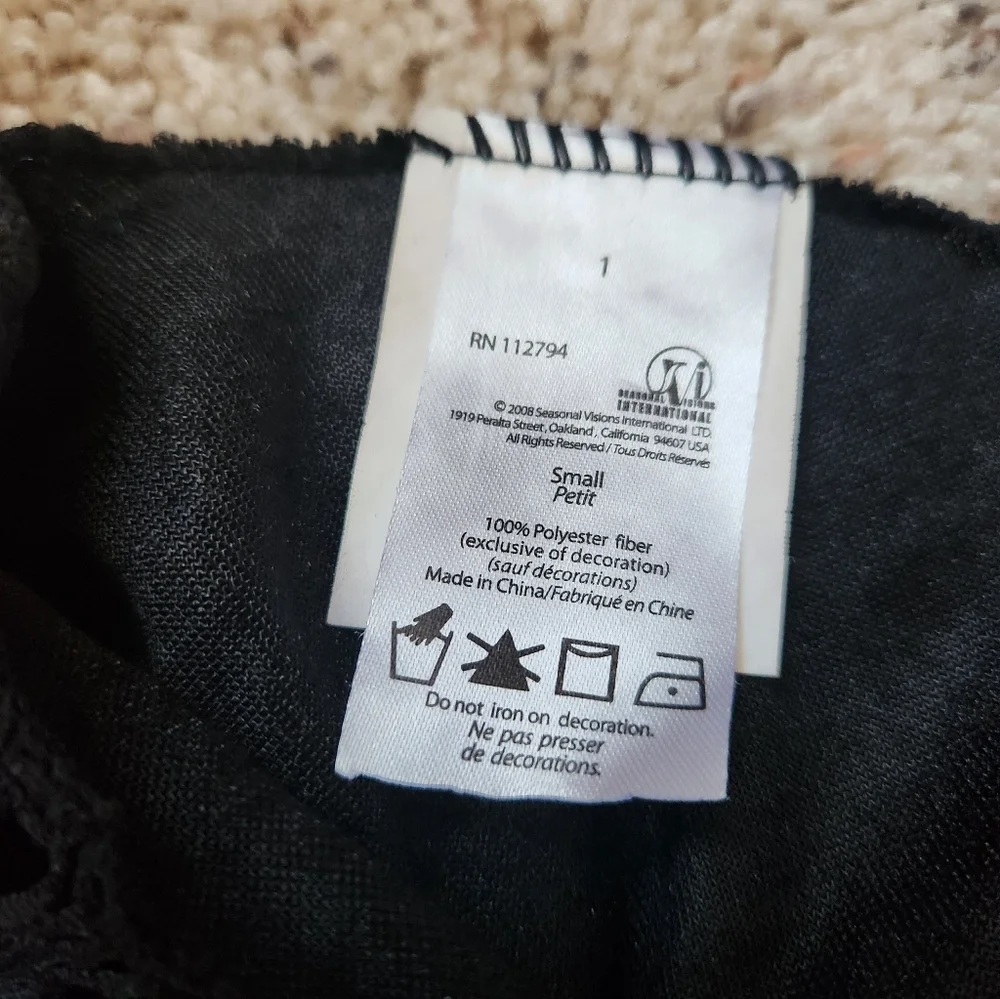 Black Widow Adult Costume with Wig - Picture 6 of 9